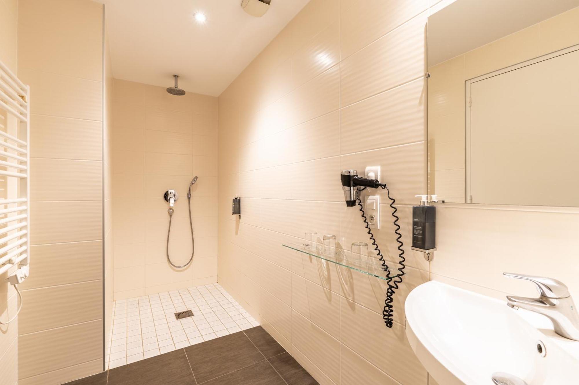 Hotel Astoria نانت المظهر الخارجي الصورة